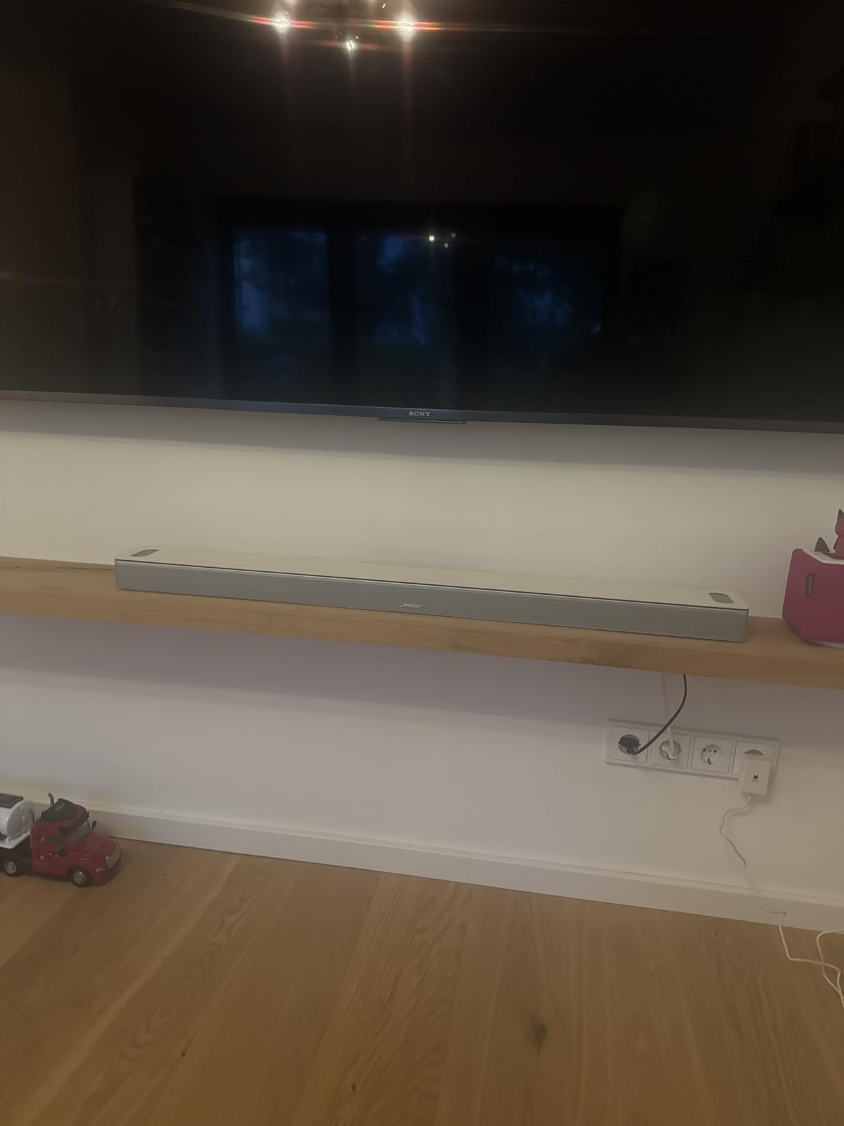 Erstaunlich für eine Soundbar